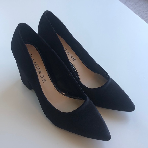 Black suede Rampage Bethie Pump Block Heel - Picture 2 of 5